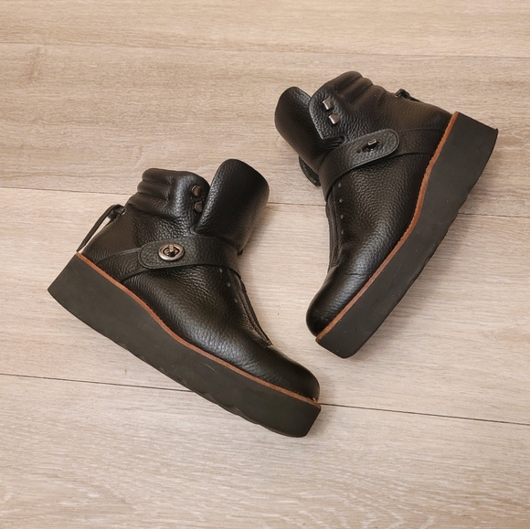 Coach Urban Hiker Platform Boots - Picture 2 of 5
